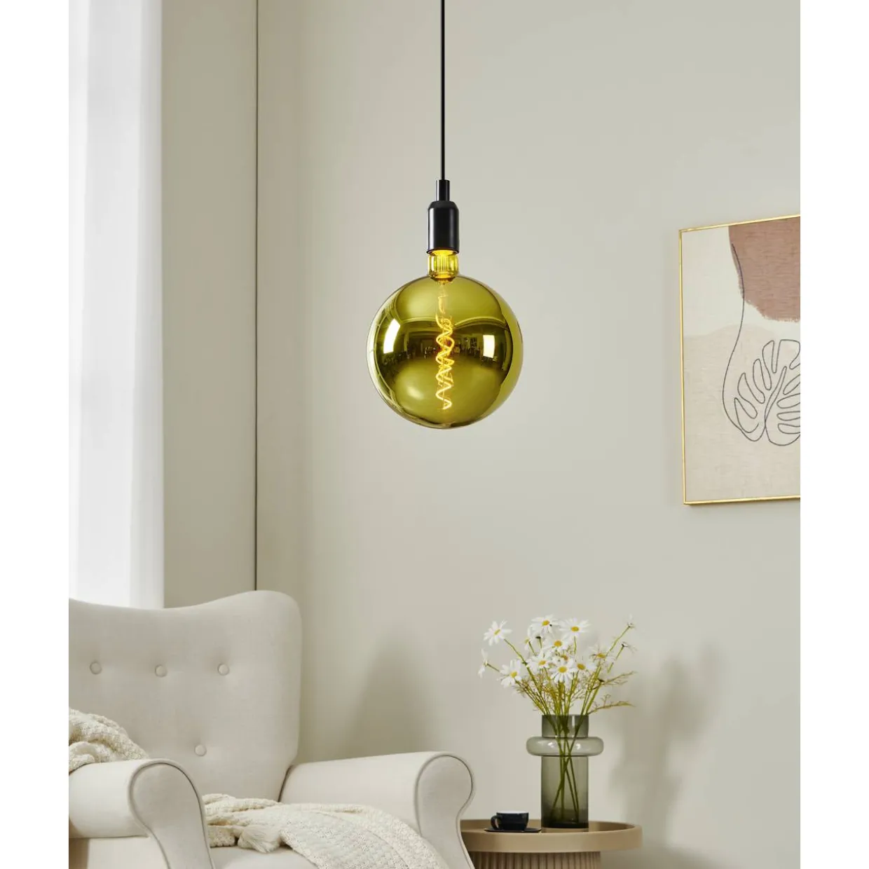 LED-polttimo Eglo E27 G200 4W 1900K kulta