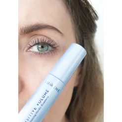 Mascara Lumene Blueberry Sensitive Volume