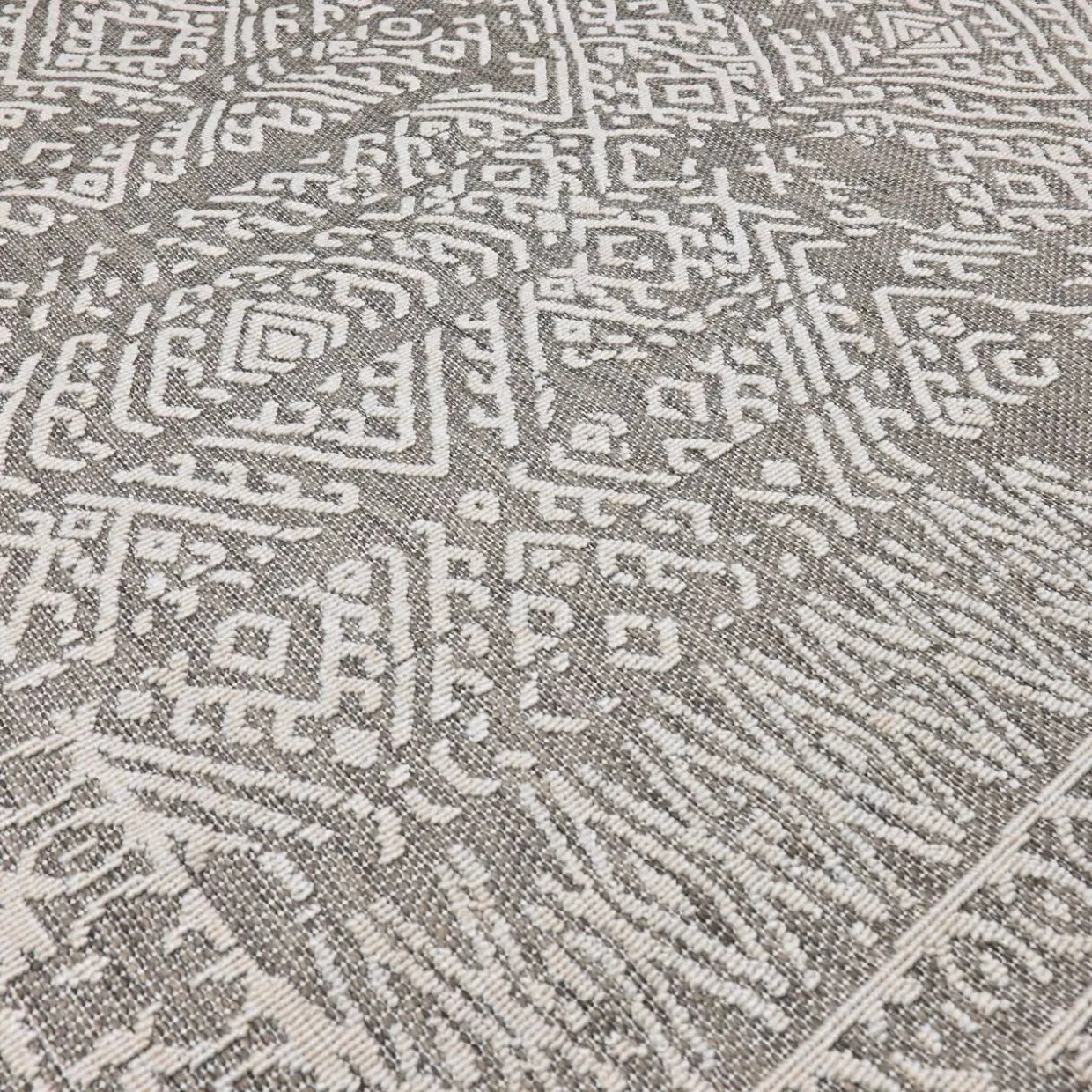 Matto Village's 200 x 290 cm Friida ruskea
