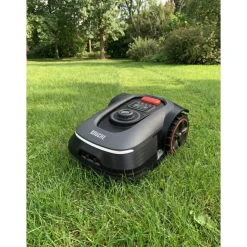 Robottiruohonleikkuri Brücke RM1200BT