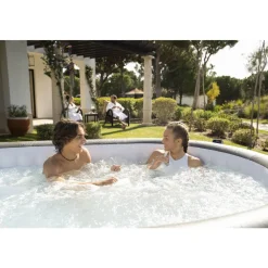 Ulkoporeallas Bestway Lay-Z-Spa Mauritius AirJet, 5-7 hengelle